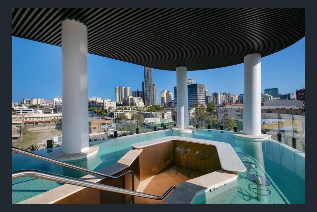 101q Luxury Abnb-style View 2br Nr Chinatown Free Parking Apartment *