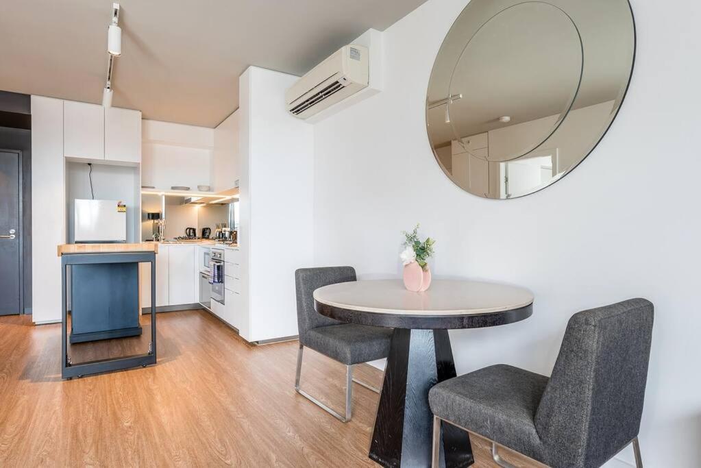 Vibrant Inner Living 1 Bedroom * Brisbane