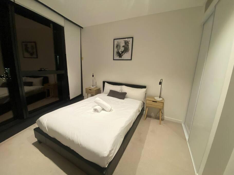 2 Bedroom In The Center Of Cbd * Brisbane