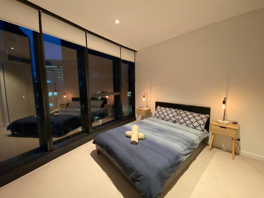 2 Bedroom In The Center Of Cbd * Brisbane