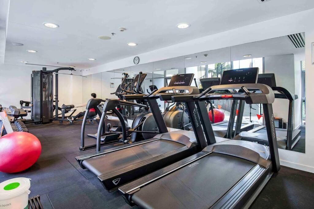 Apartment Luxe 3-bd, Views, Pool, Car Park Brisbane