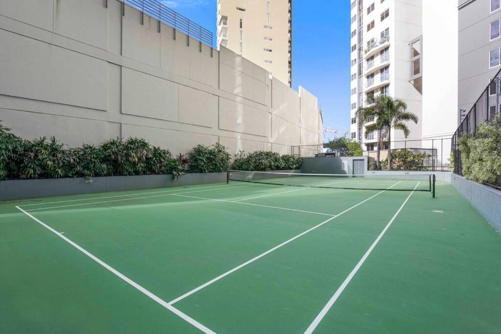 Apartment Luxe 3-bd, Views, Pool, Car Park Brisbane