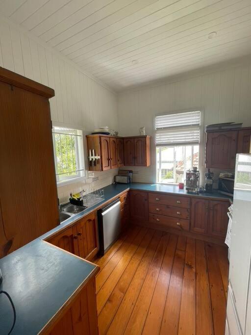 Neat, Tidy And Holiday home