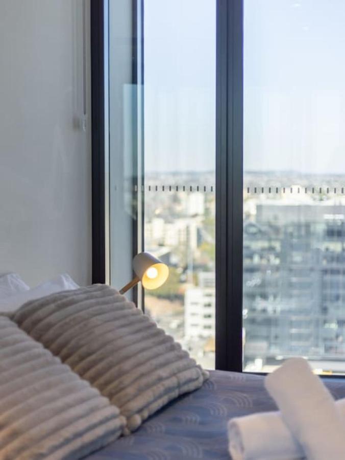 Apartment Story Bridge And View Skyhigh Luxe 2 Bed Unit *