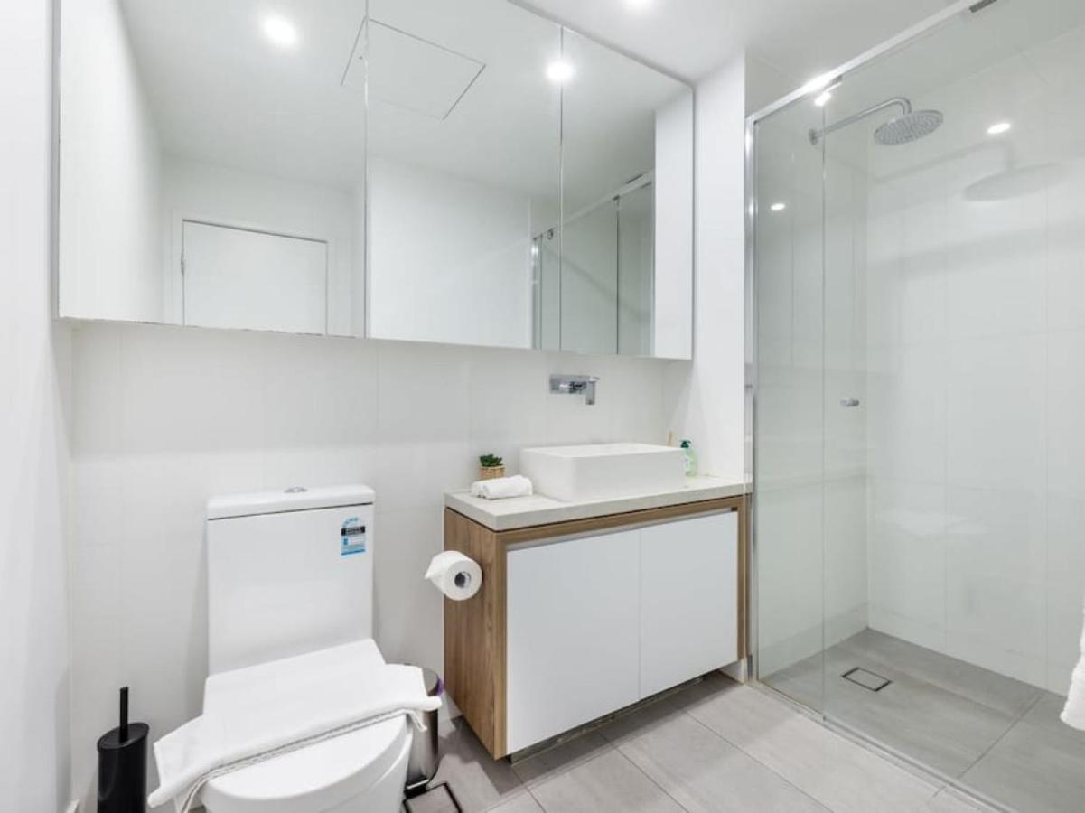 Story Bridge And View Skyhigh Luxe 2 Bed Unit Brisbane