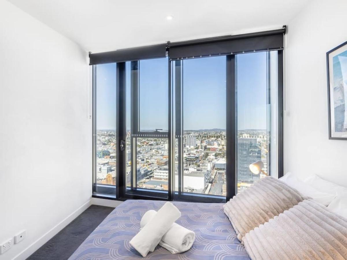 Apartment Story Bridge And View Skyhigh Luxe 2 Bed Unit *
