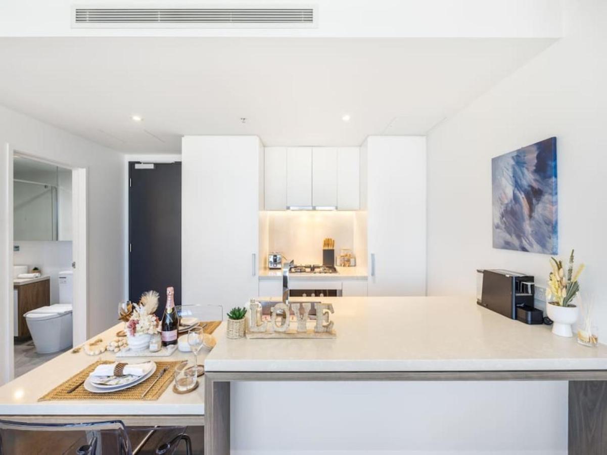 Story Bridge And View Skyhigh Luxe 2 Bed Unit Brisbane