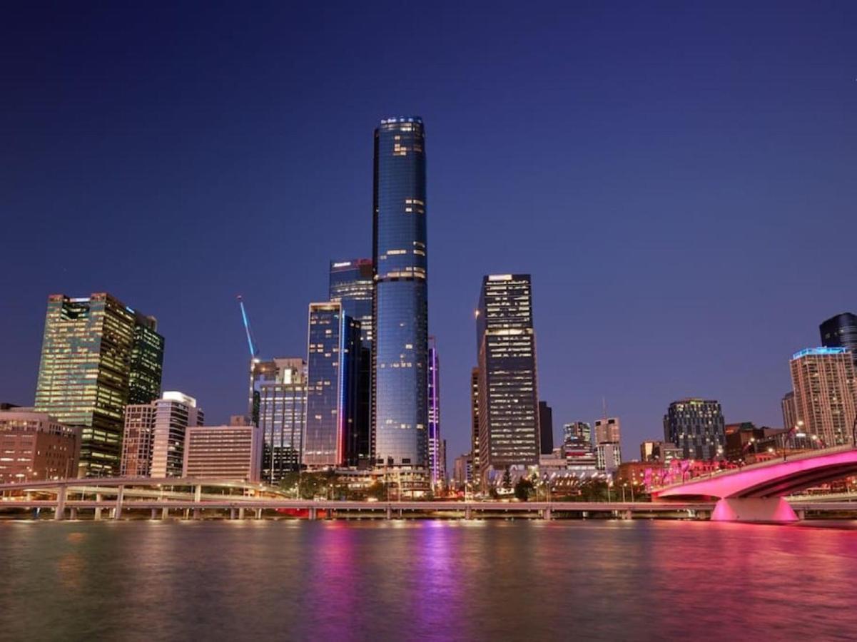 Story Bridge And View Skyhigh Luxe 2 Bed Unit Apartment