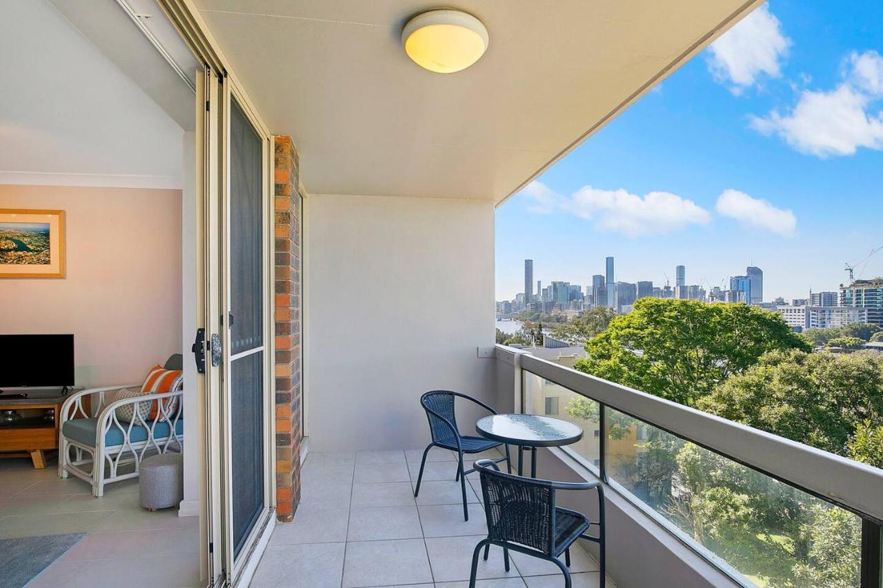 'riverside Terrace' Inner-city Retro-chic With Pool Apartamento Brisbane