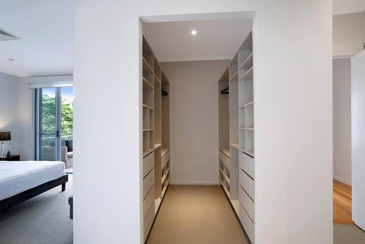 Of Taringa Penthouse With Sweeping Views Apartment