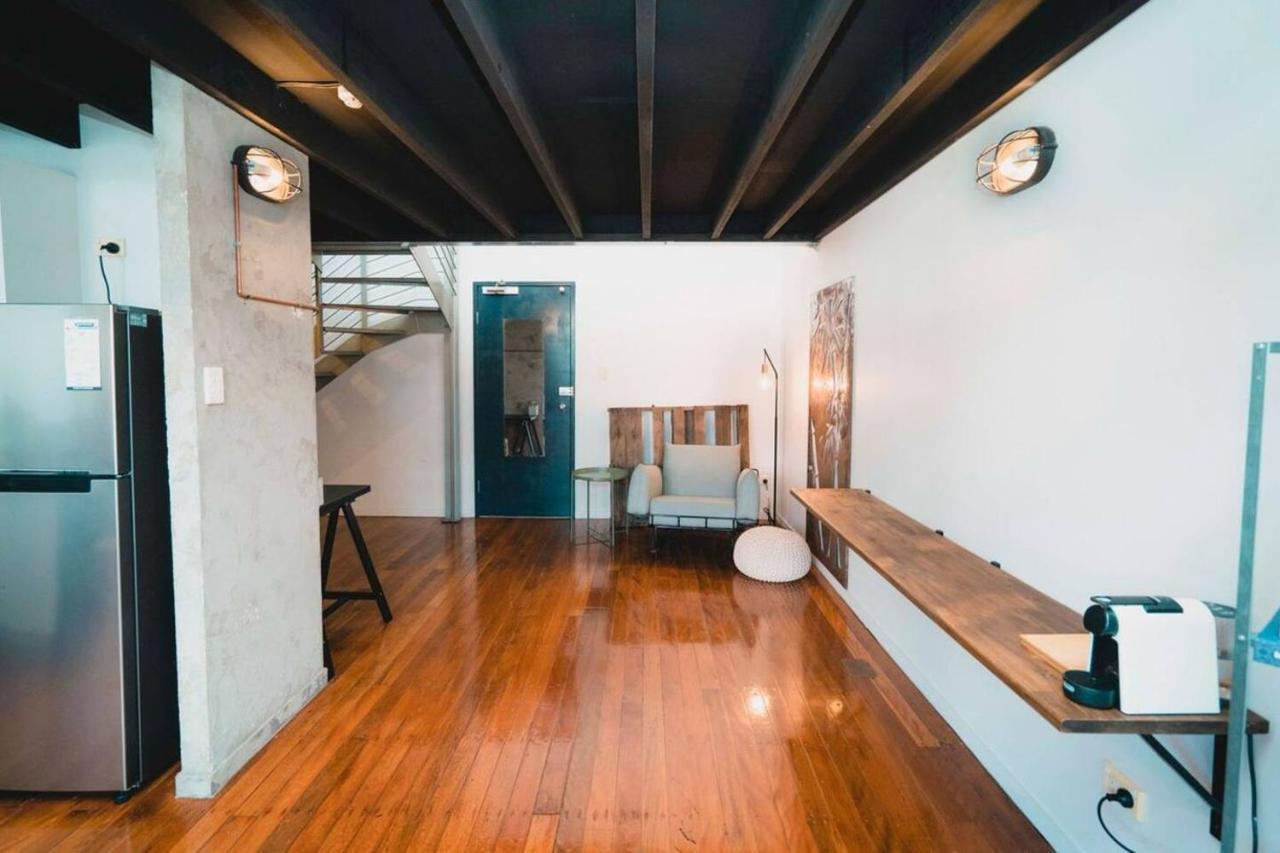 Trendy Industrial-style Loft In Fortitude Valley * Brisbane