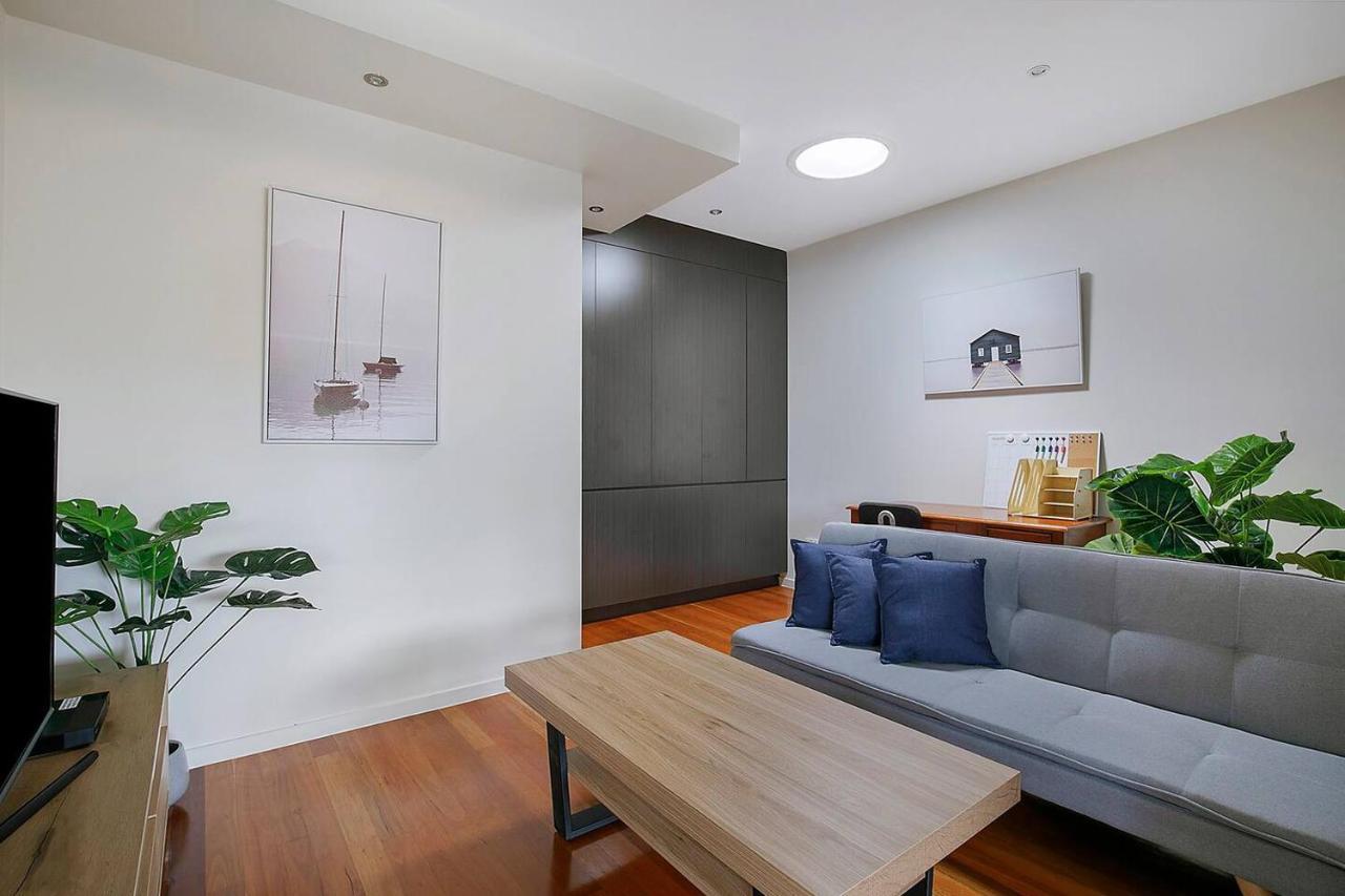 Of Taringa Penthouse With Sweeping Views * Brisbane