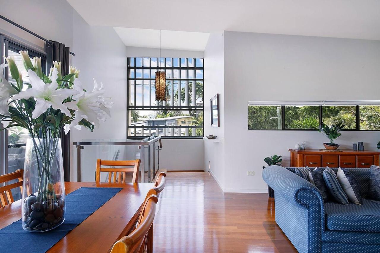 Of Taringa Penthouse With Sweeping Views Brisbane