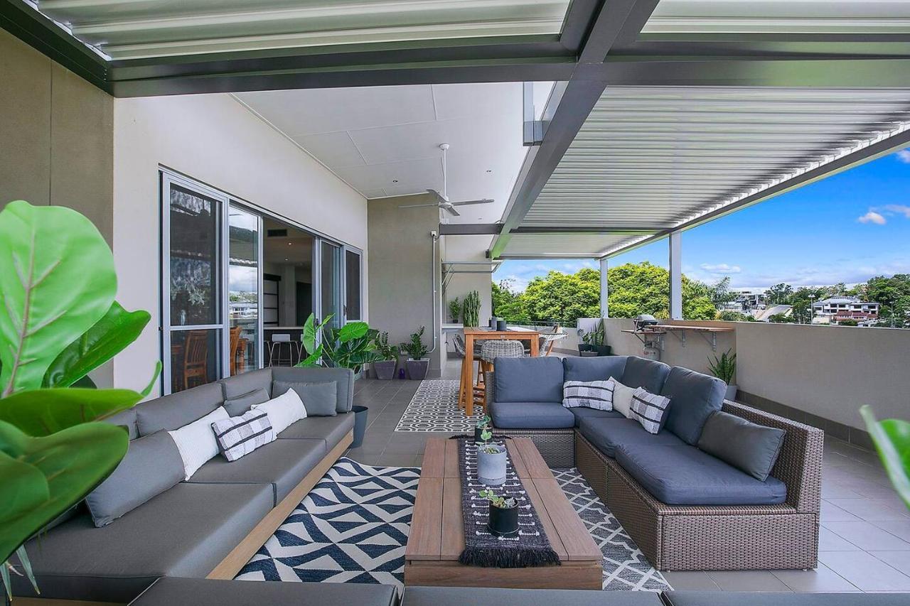 Of Taringa Penthouse With Sweeping Views Brisbane