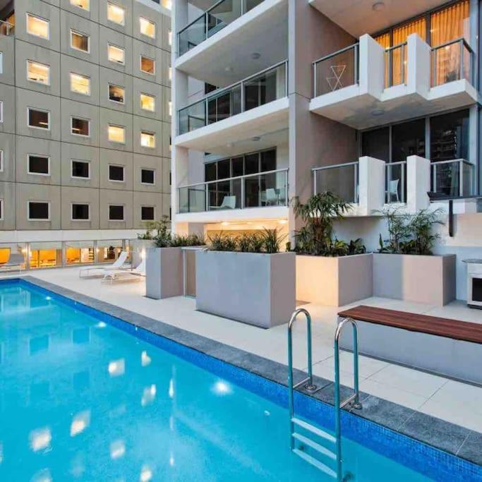 Apartamento Central Cbd Studio, Balcony, Pool, Gym, Sauna *