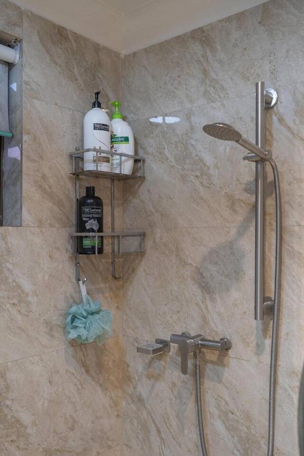 Luxury Living 2 Bedrooms 4 Beds 2b Athrooms In Southern Brisbane+ Parking Brisbane