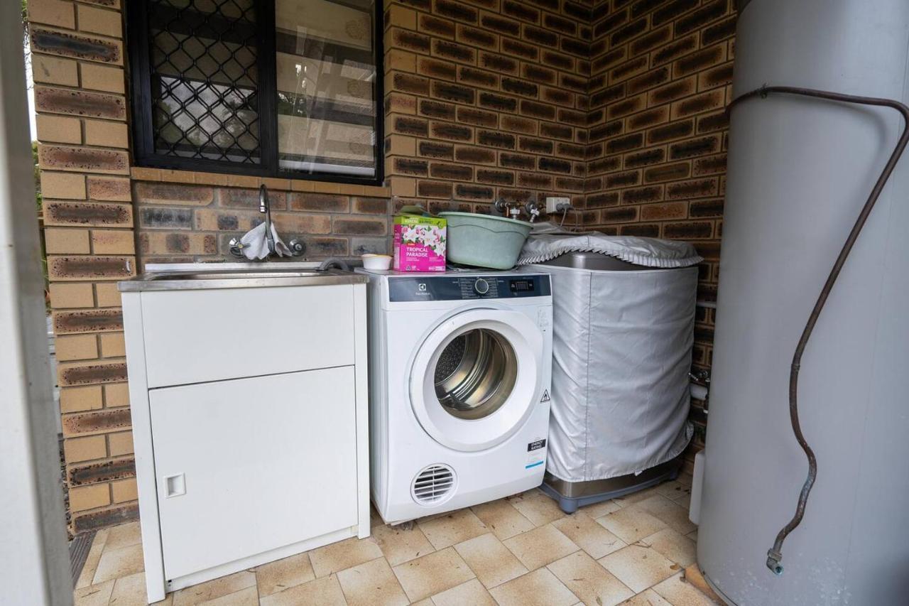 Luxury Living 2 Bedrooms 4 Beds 2b Athrooms In Southern Brisbane+ Parking Brisbane