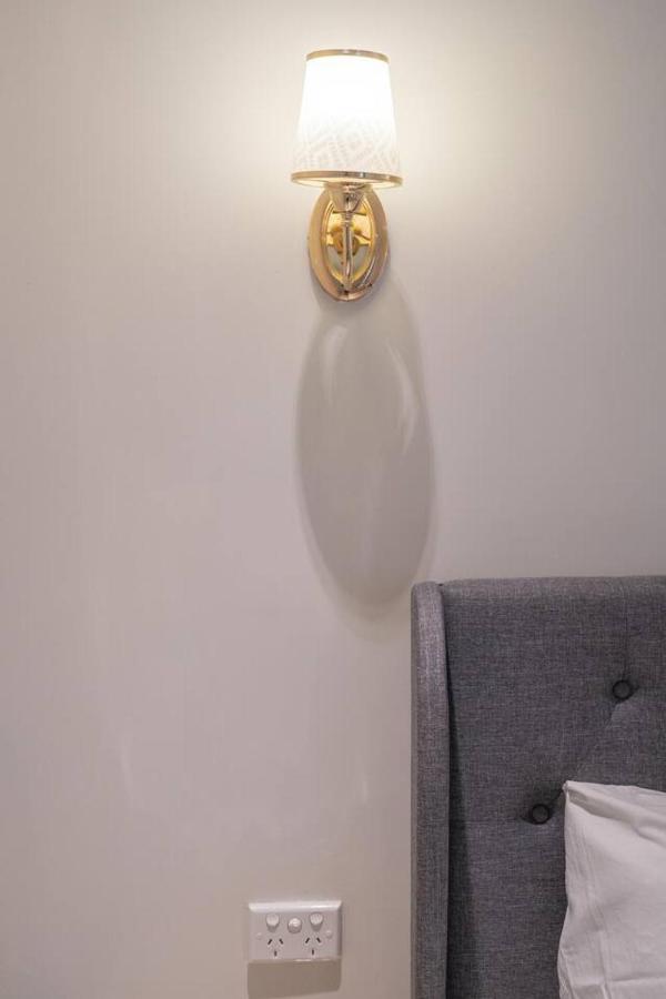 Luxury Living 2 Bedrooms 4 Beds 2b Athrooms In Southern Brisbane+ Parking Apartment *