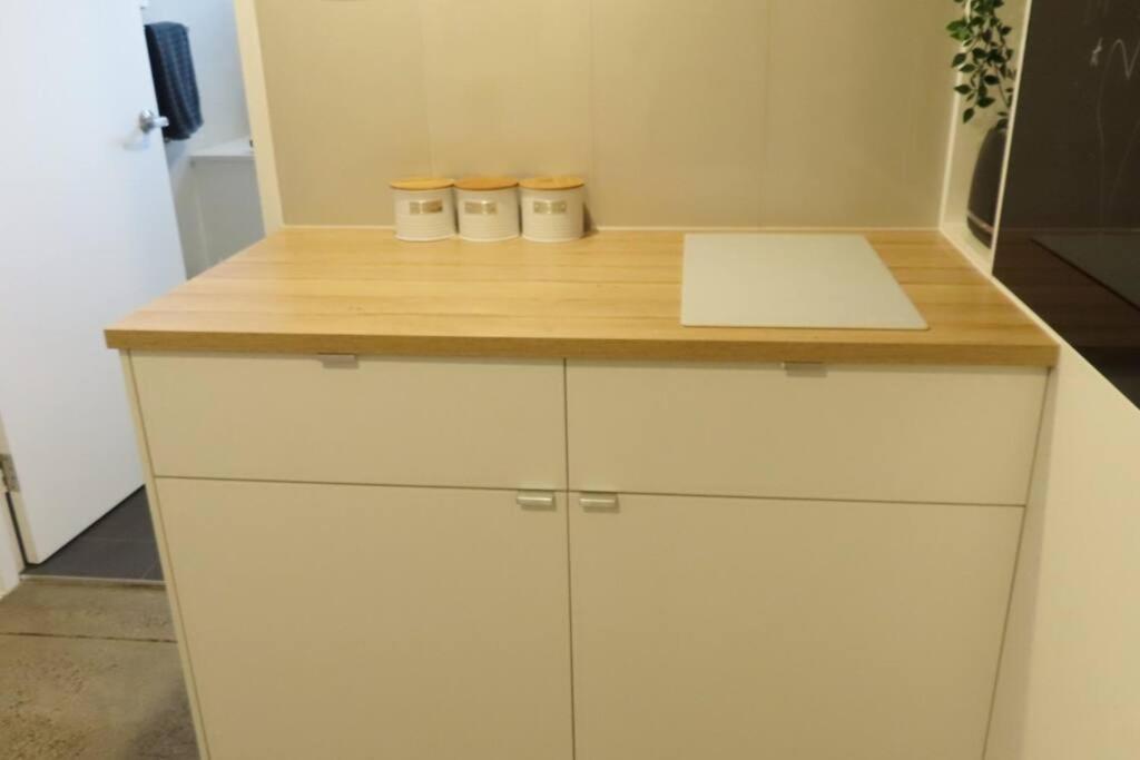 Cute & Comfy~close To Rbh,qut,vic Park,qld Ballet