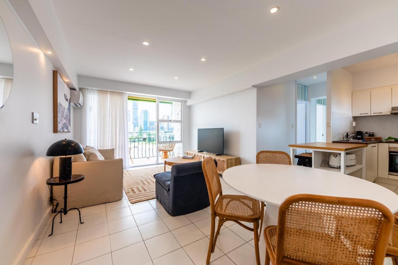 Apartamento Riverside 2 Bedroom With Parking