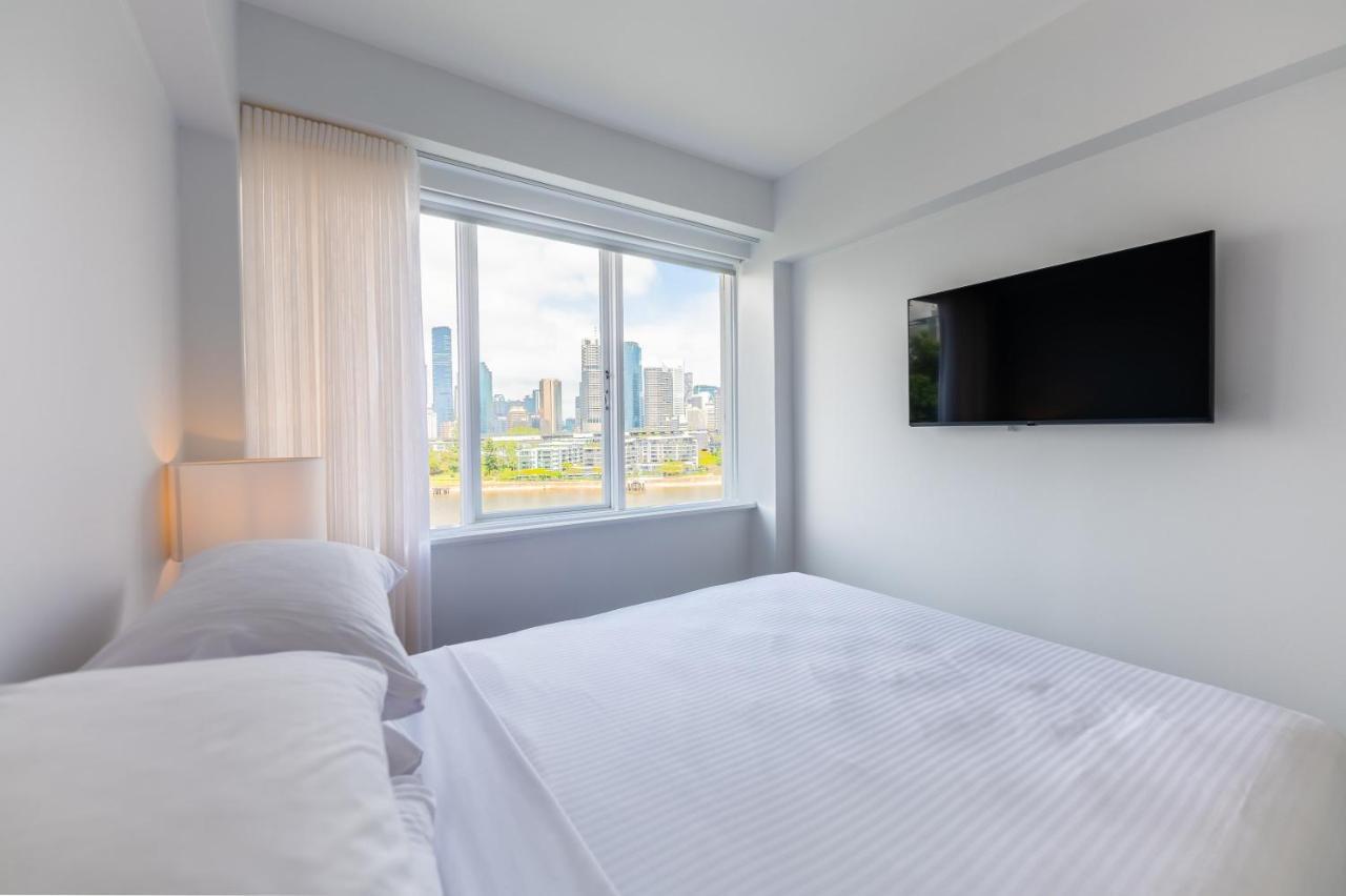 Riverside 2 Bedroom With Parking Apartamento
