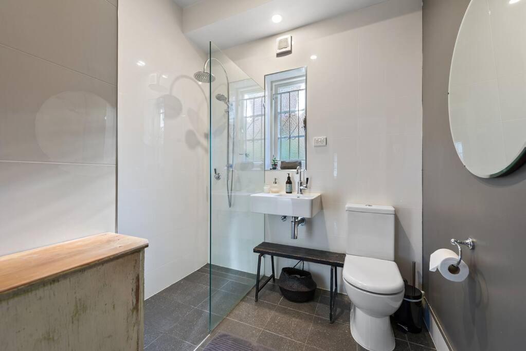 Apartment Step Back Into Style ~ 2bed/1bath/1car ~ New Farm Brisbane