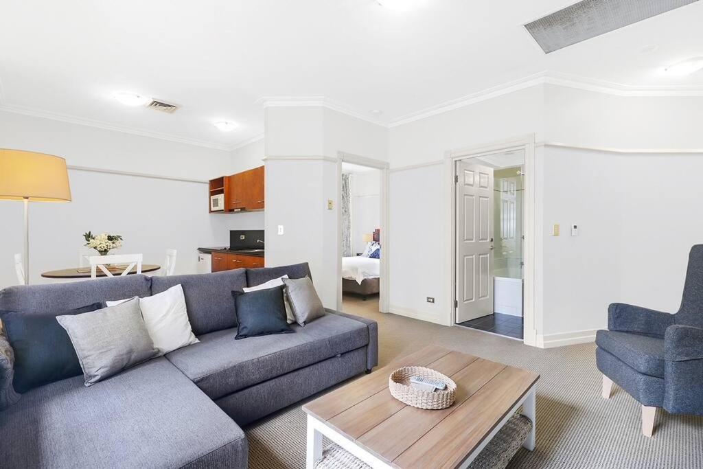 Apartment Rendezvous Hotel-like City View 1b1b Apt In Cbd Brisbane