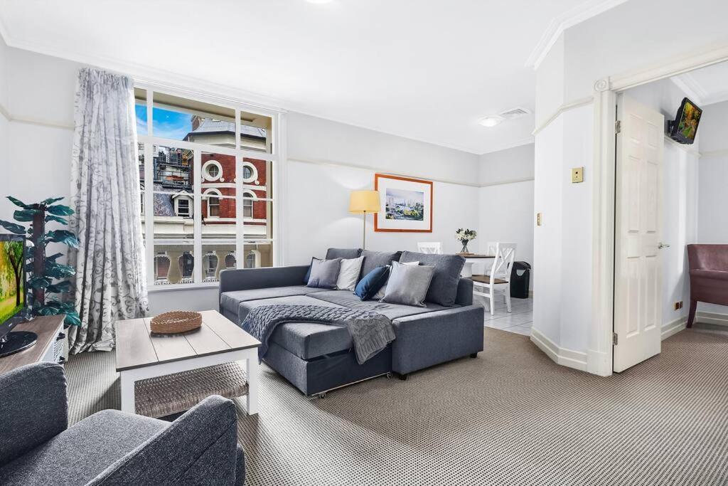 Apartment Rendezvous Hotel-like City View 1b1b Apt In Cbd *