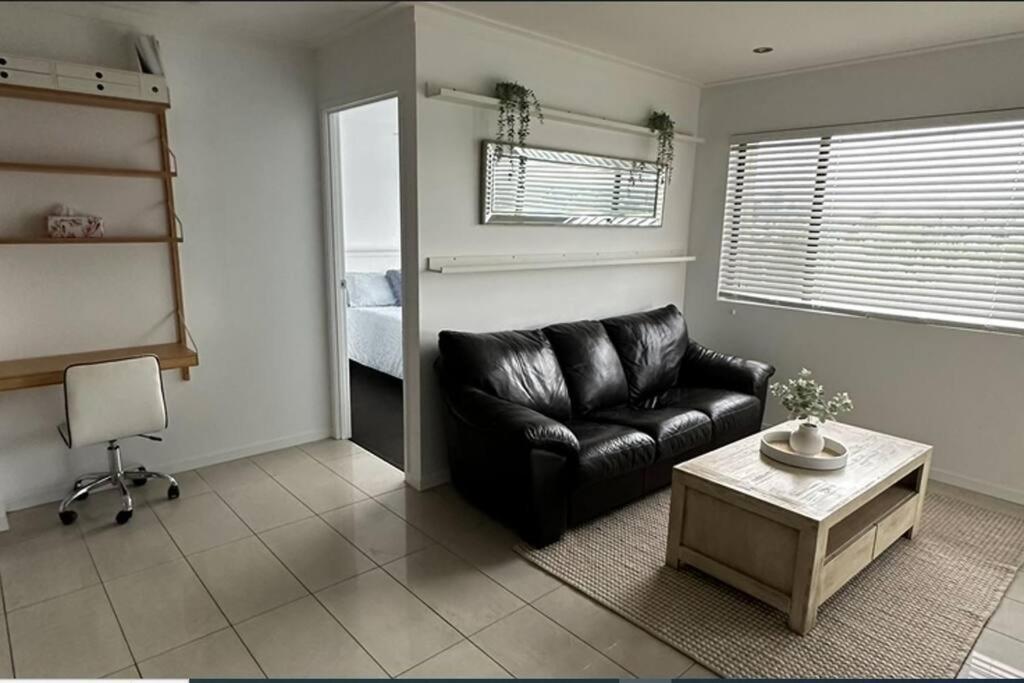 New Farm 2 Bed 2 Bath 1 Car Space Perfect Location Brisbane