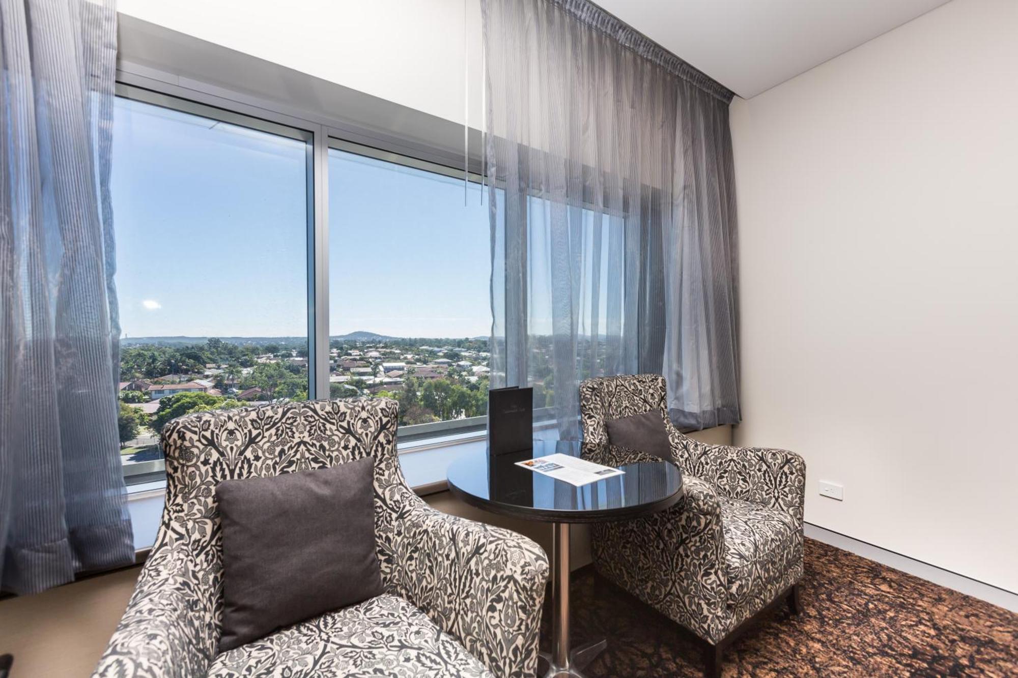 Hotel Calamvale And Conference Centre 4*