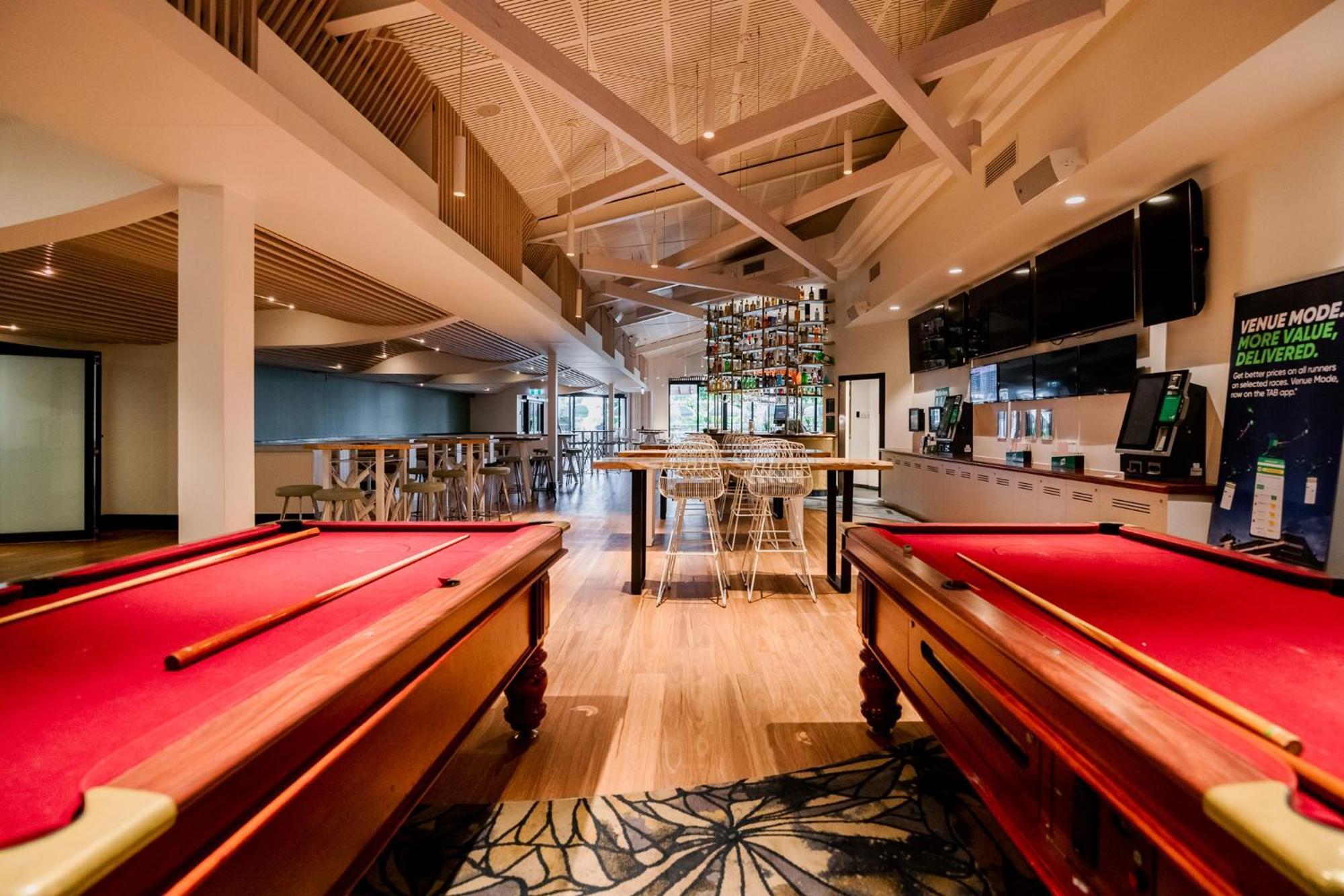 Hotel Calamvale And Conference Centre Brisbane