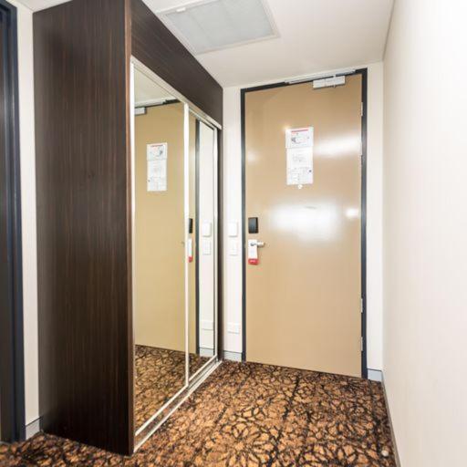 Calamvale And Conference Centre Hotel