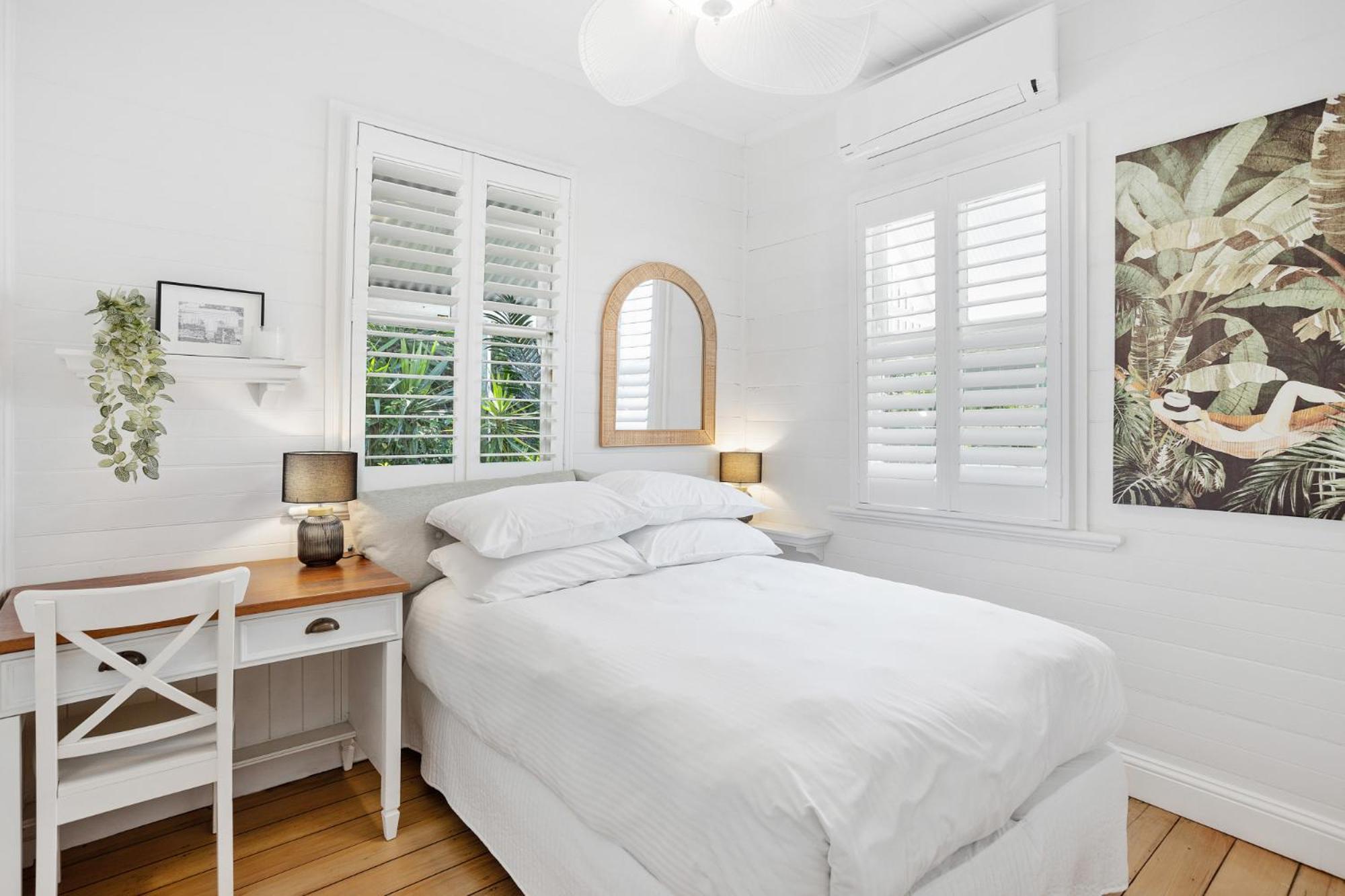 Tranquil 2-bed Family With Deck Among Trees Brisbane