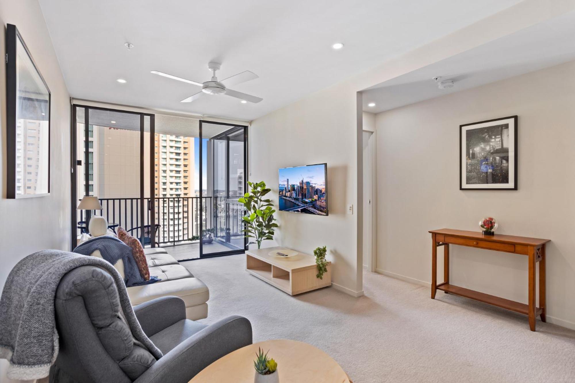 Cosy 1-bed With River Views Pool Gym & Bbq Apartment Brisbane