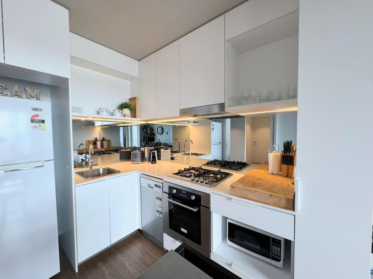 Modern Homely 2br W Parking Bowen Hills * Brisbane