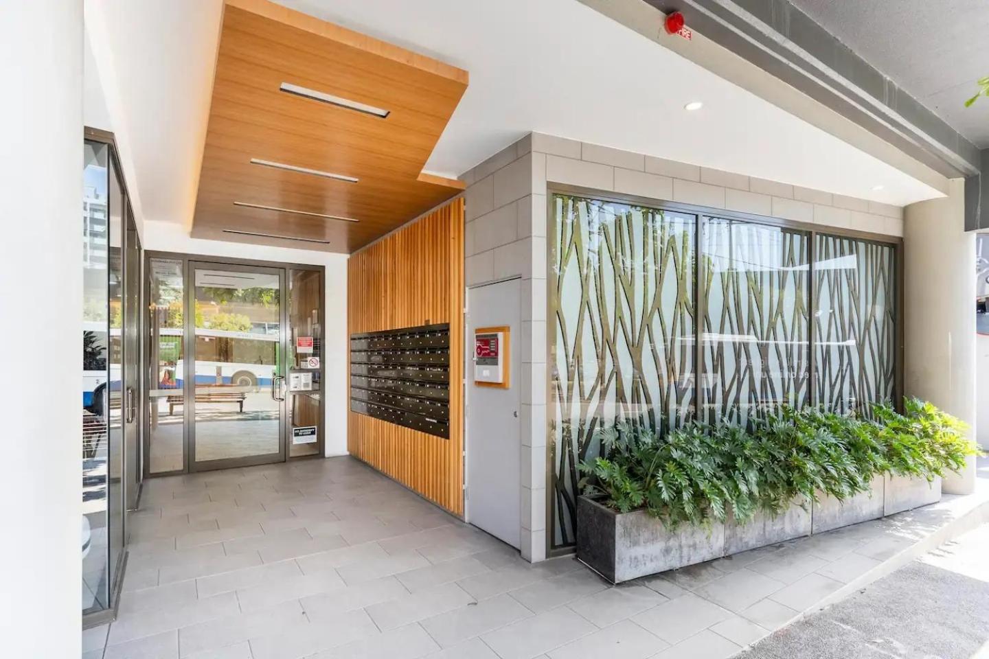 Apartment Cbd Stylish 1bed1bath Modern W Parking Brisbane