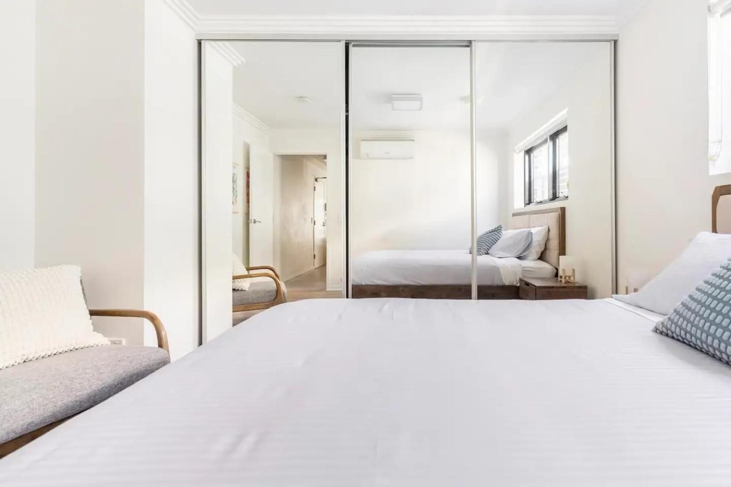 Cbd Stylish 1bed1bath Modern W Parking Apartment