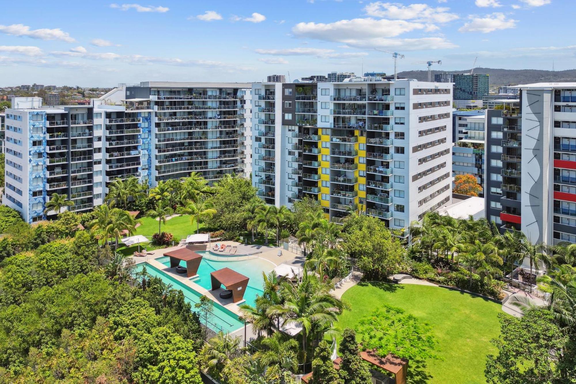 3-bed Luxurious Retreat By River & Cbd Apartamento Brisbane