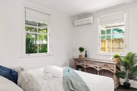 Holiday home Pet-friendly Haven: Fast Wi-fi & Netflix Brisbane
