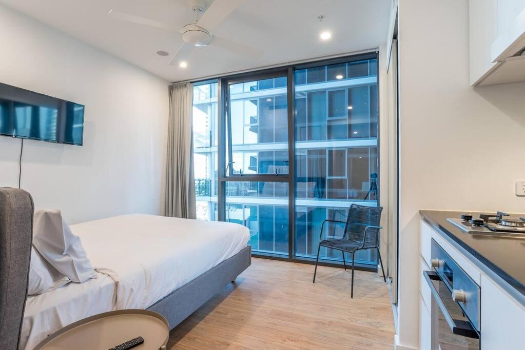 Cozy 1bed In South Next To Station Apartment *
