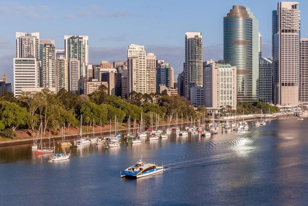 Apartment Cozy 1bed In South Next To Station Brisbane