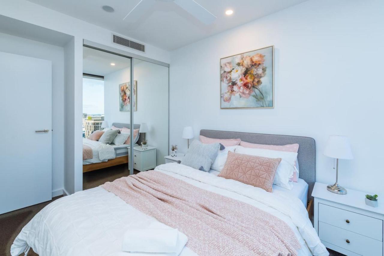 Location 2bd W Spectacular Views