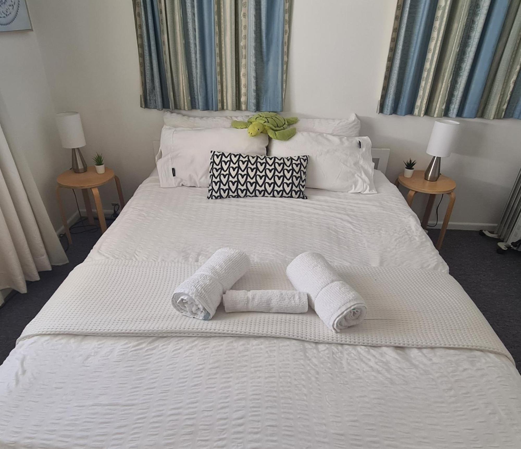 Amazing Location-private In A Share House-2 Available!! Homestay