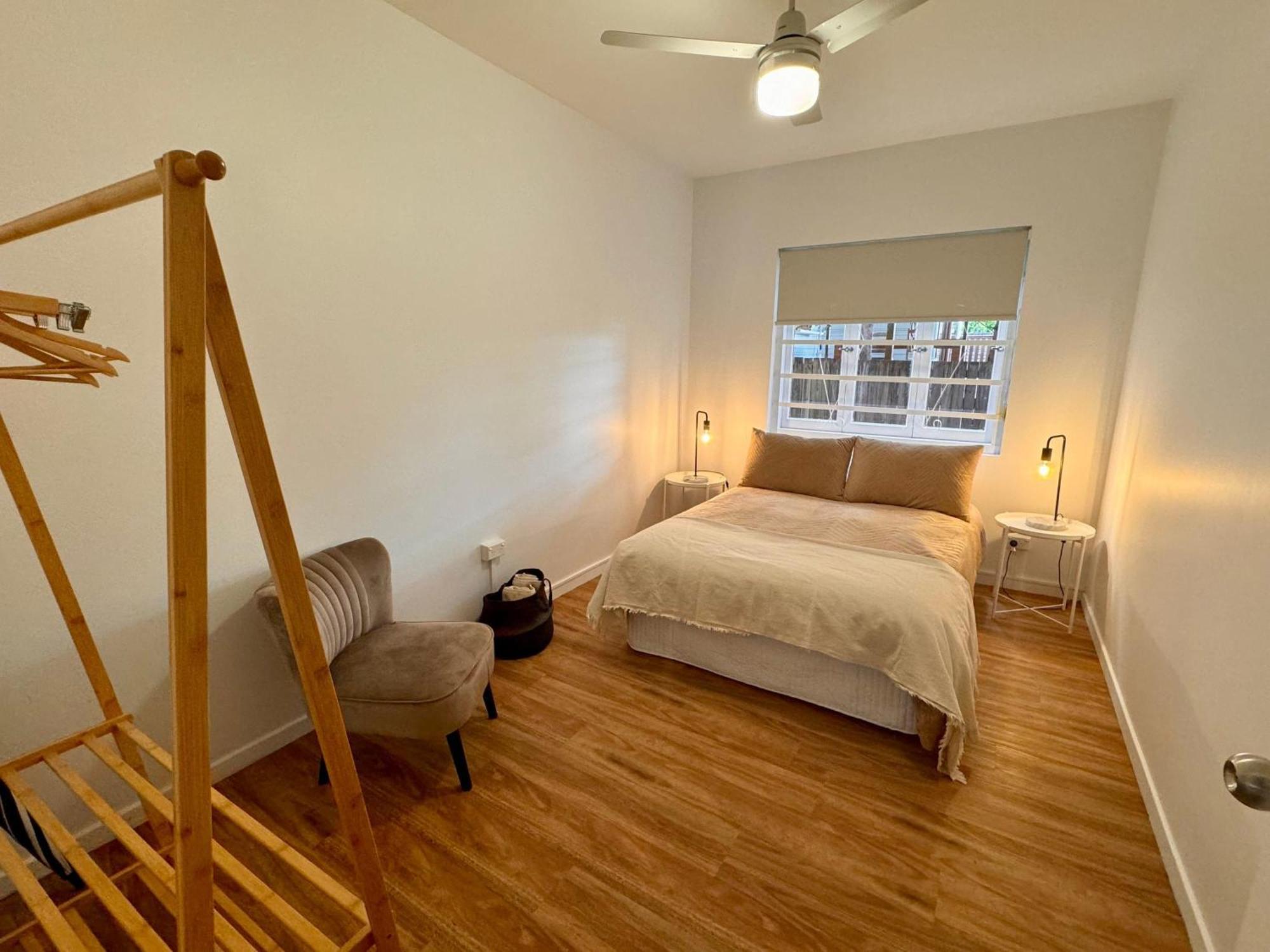 3 Bed Budget Hidden Gem Parking Near Gabba Apartment Brisbane