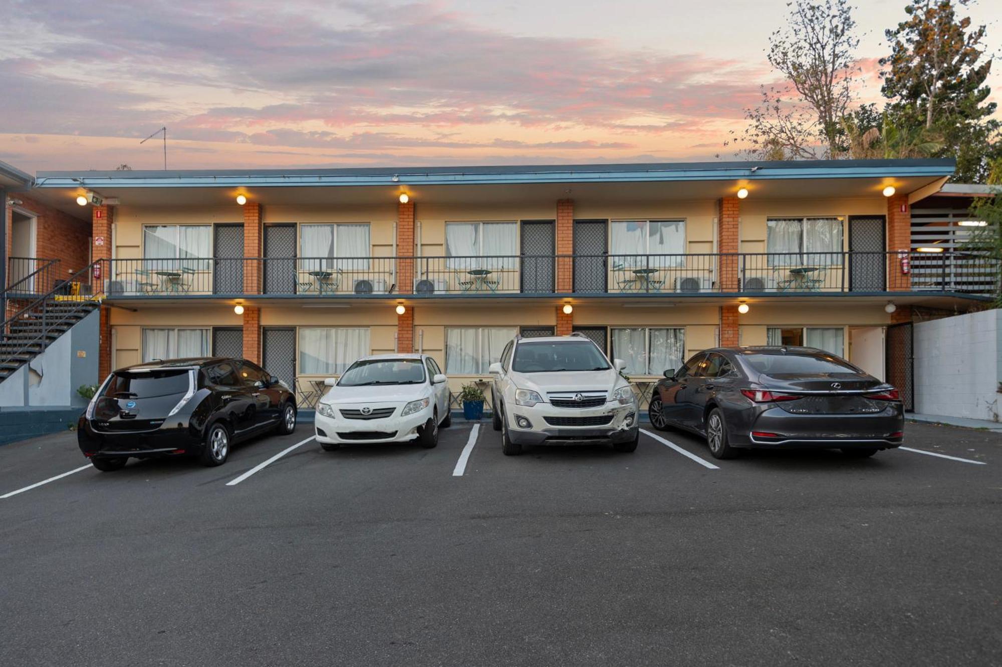 Motel S1