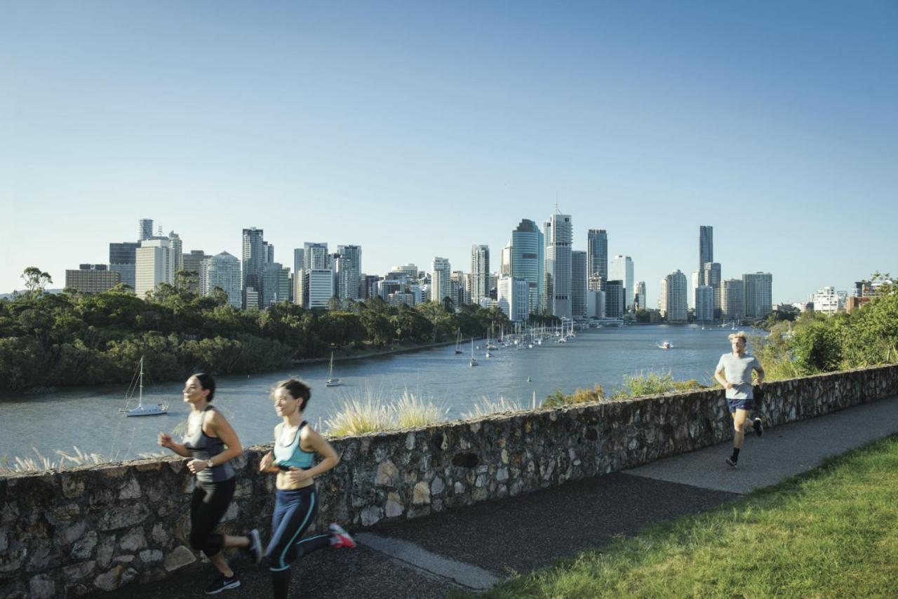 The Roocrest - Kangaroo Point Brand New 2br With Parking Brisbane