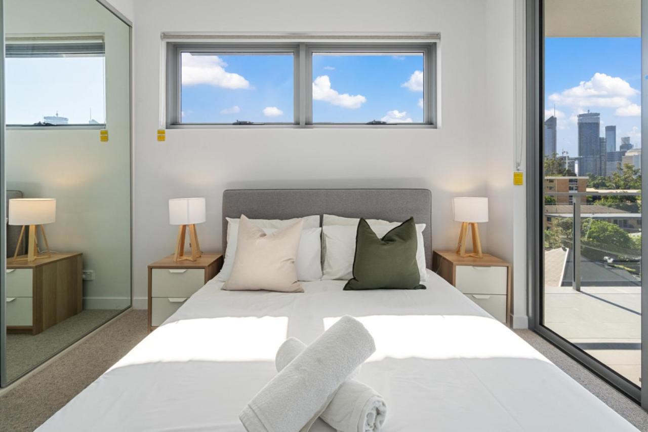 The Roocrest - Kangaroo Point Brand New 2br With Parking * Brisbane