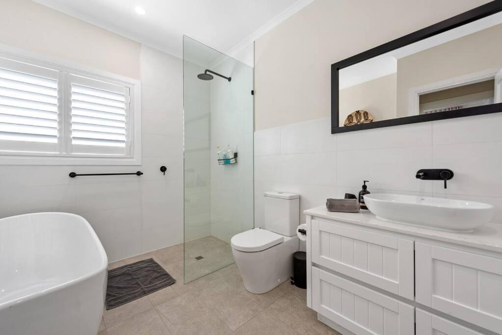 Holiday home A Family Affair ~ 4 Bed/2.5bath/pool ~ Morningside