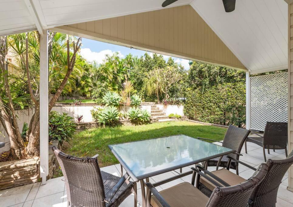 The Family Getaway ~ 3 Bed/2 Bath/1car ~ Wooloowin Brisbane