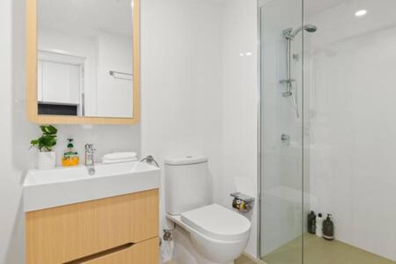 New Centrally Located High Level Apartment *